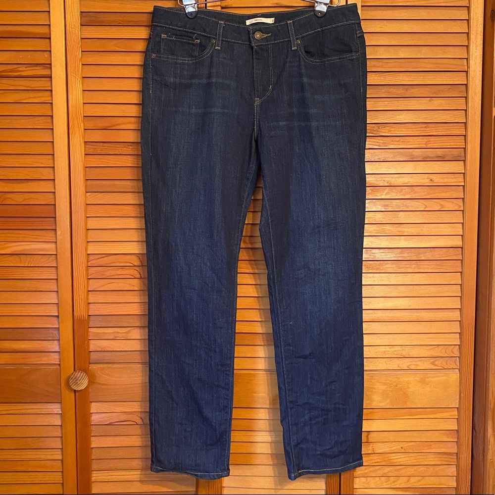 LEVI’S 712 SLIM JEANS